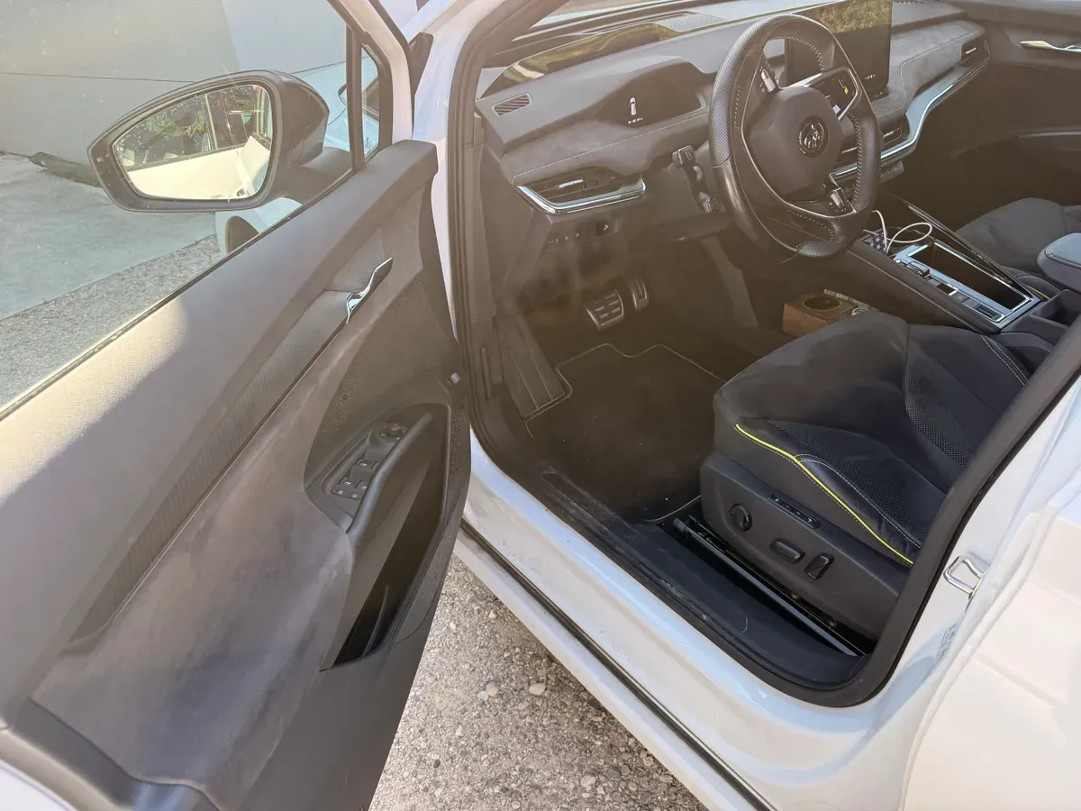 Skoda Enyaq 2024 photo 2
