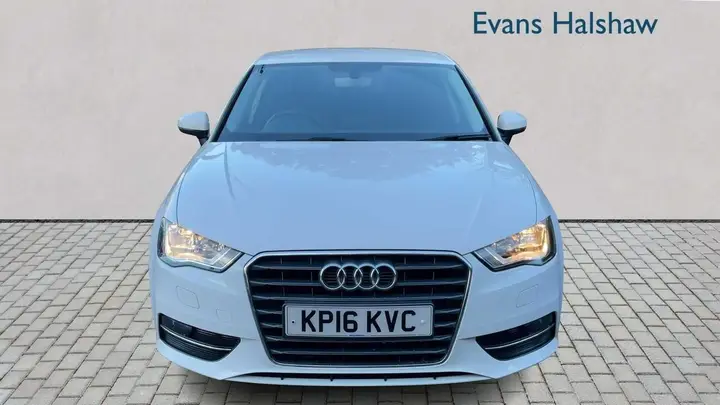 Audi A3 2016 photo 4
