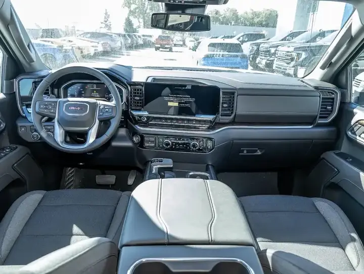GMC Sierra 1500 2026 photo 5
