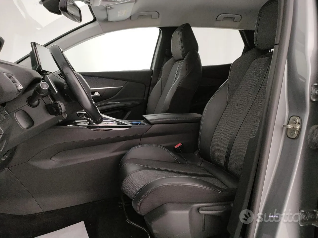 Peugeot 3008 2021 photo 5