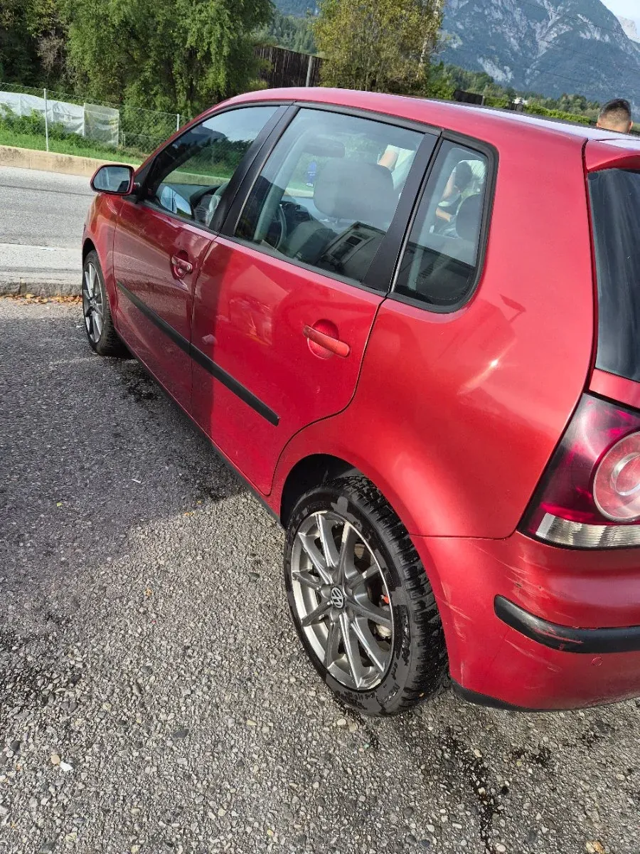 Volkswagen Polo 2006 photo 3