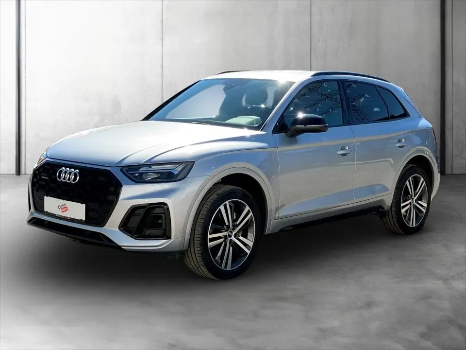 Audi Q5 2023 photo 2