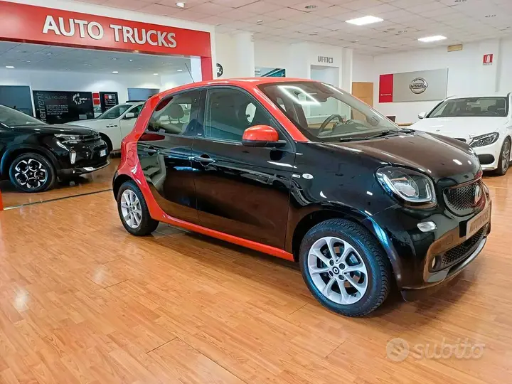Smart Forfour 2019 photo 2