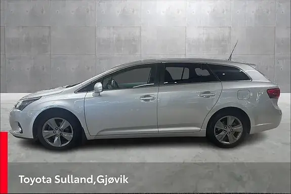 Toyota Avensis 2014 photo 2