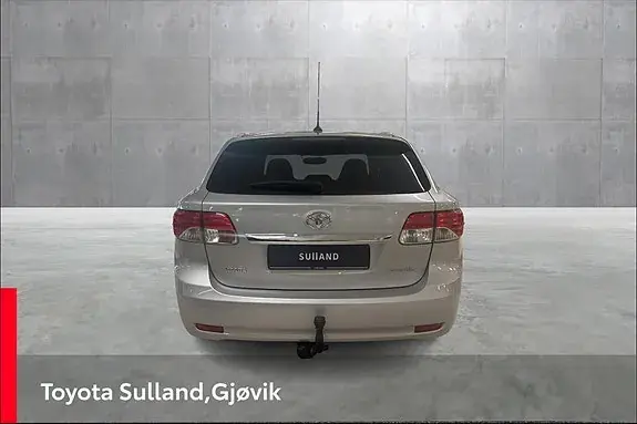 Toyota Avensis 2014 photo 4