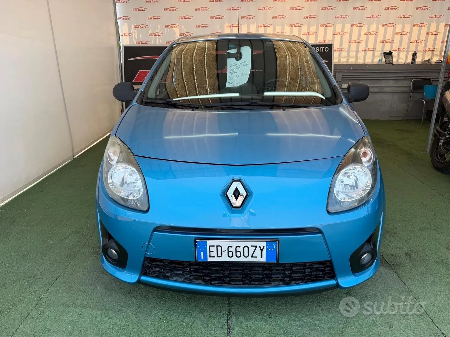 Renault Twingo 2011 photo 2