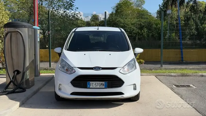Ford B-Max 2016 photo 2