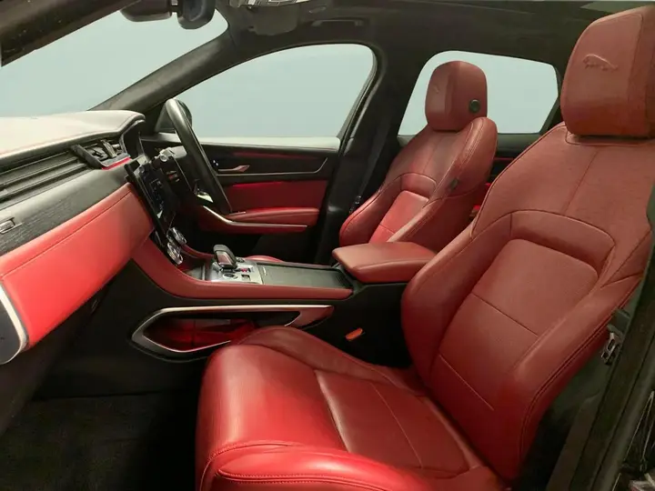 Jaguar F-Pace 2023 photo 4