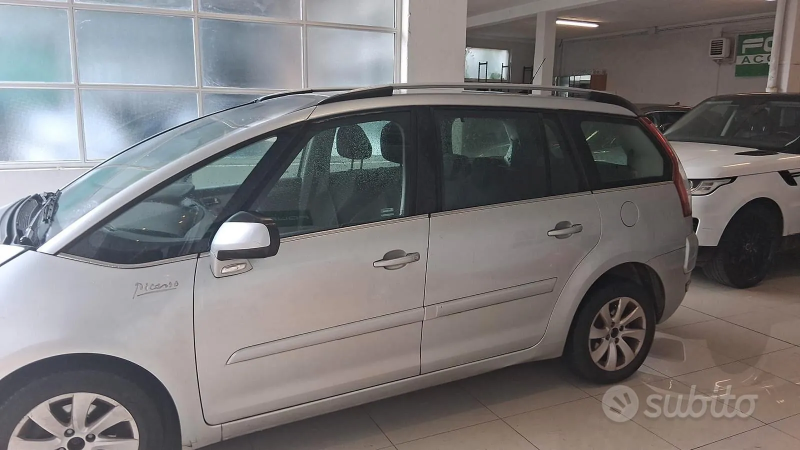 Citroen C4 Picasso 2011 photo 3