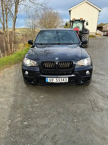 BMW X5 2009 photo 2