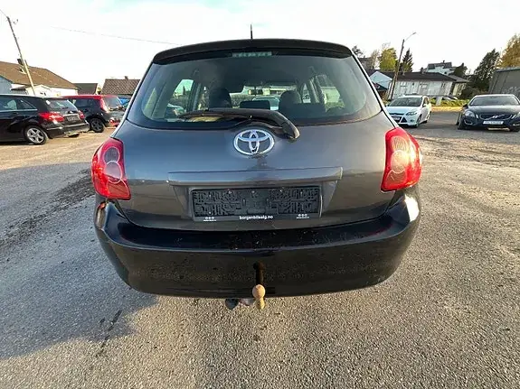 Toyota Auris 2007 photo 5