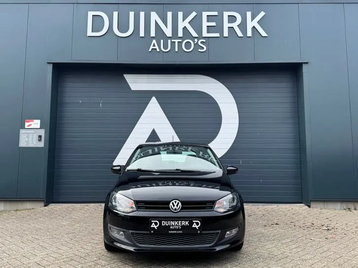 Volkswagen Polo 2012 photo 2