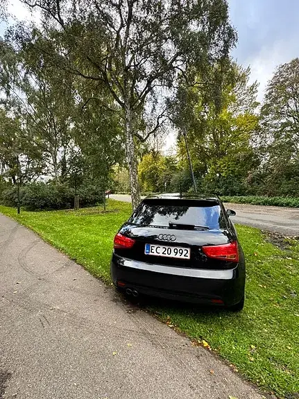Audi A1 2011 photo 5