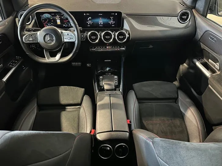 Mercedes-Benz B-Class 2020 photo 2