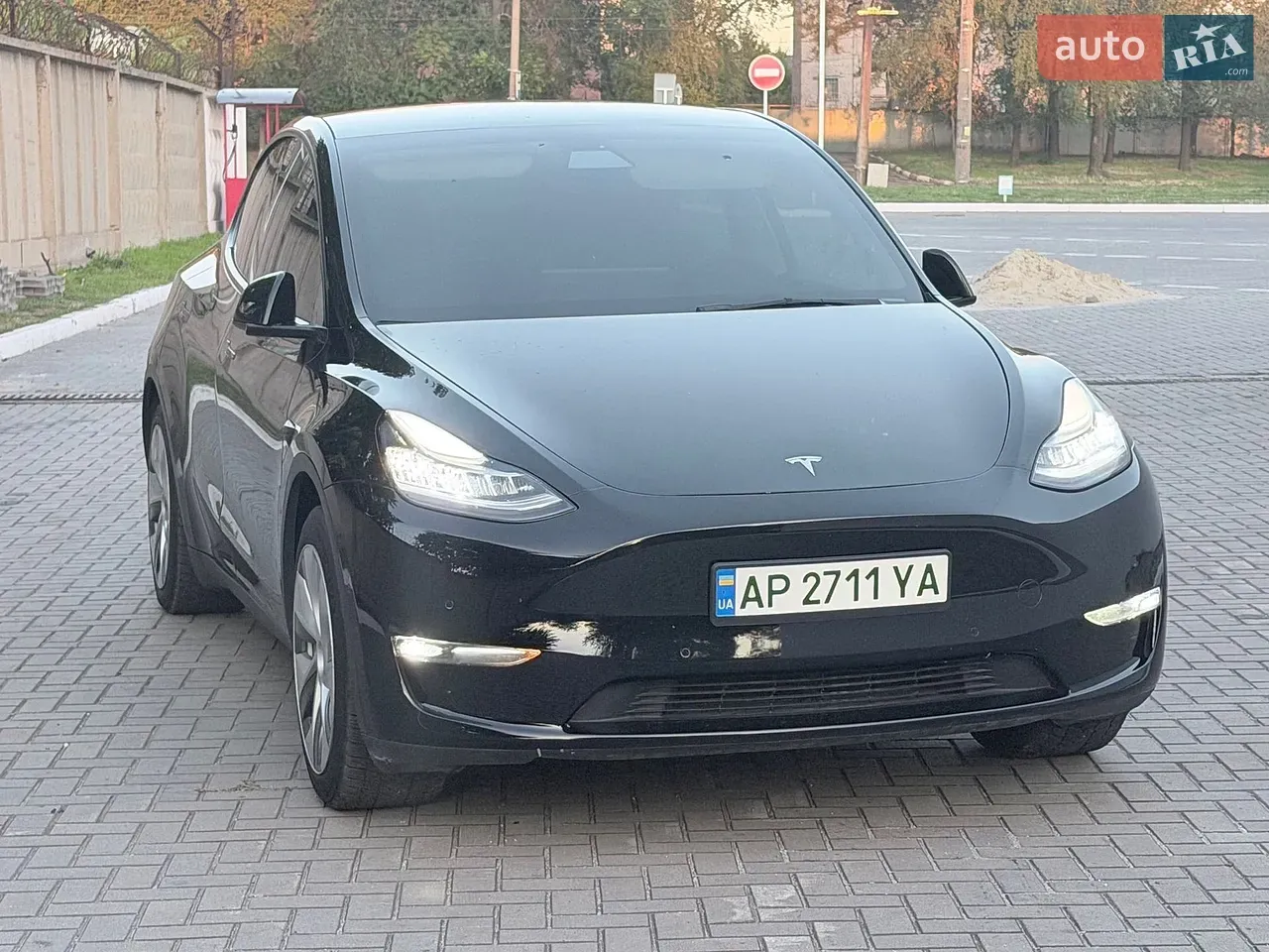 Tesla Model Y 2021 photo 4