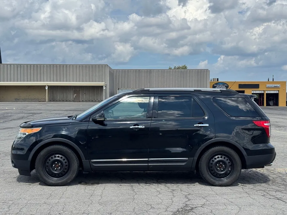Ford Explorer 2012 photo 3