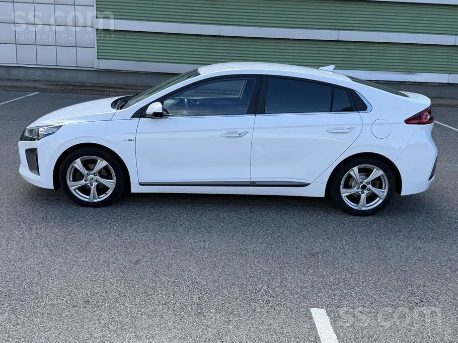Hyundai Ioniq 2016 photo 2