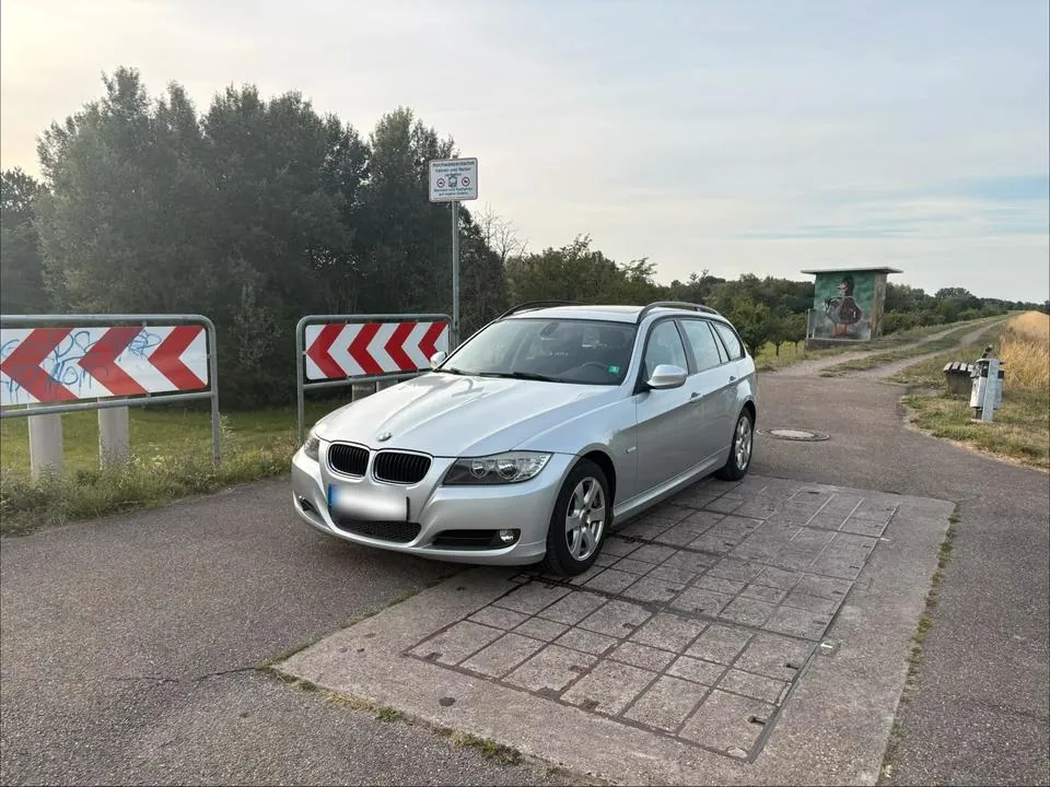 BMW 318I