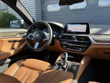 BMW 5 Series 2018 photo 3