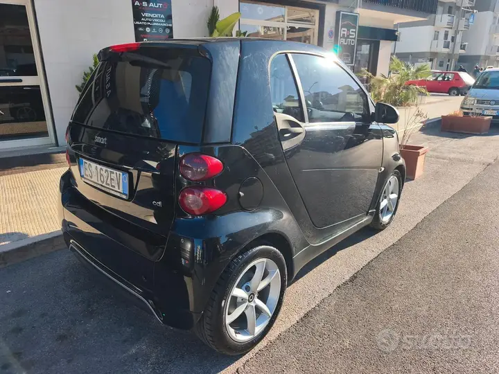Smart Fortwo 2013 photo 2