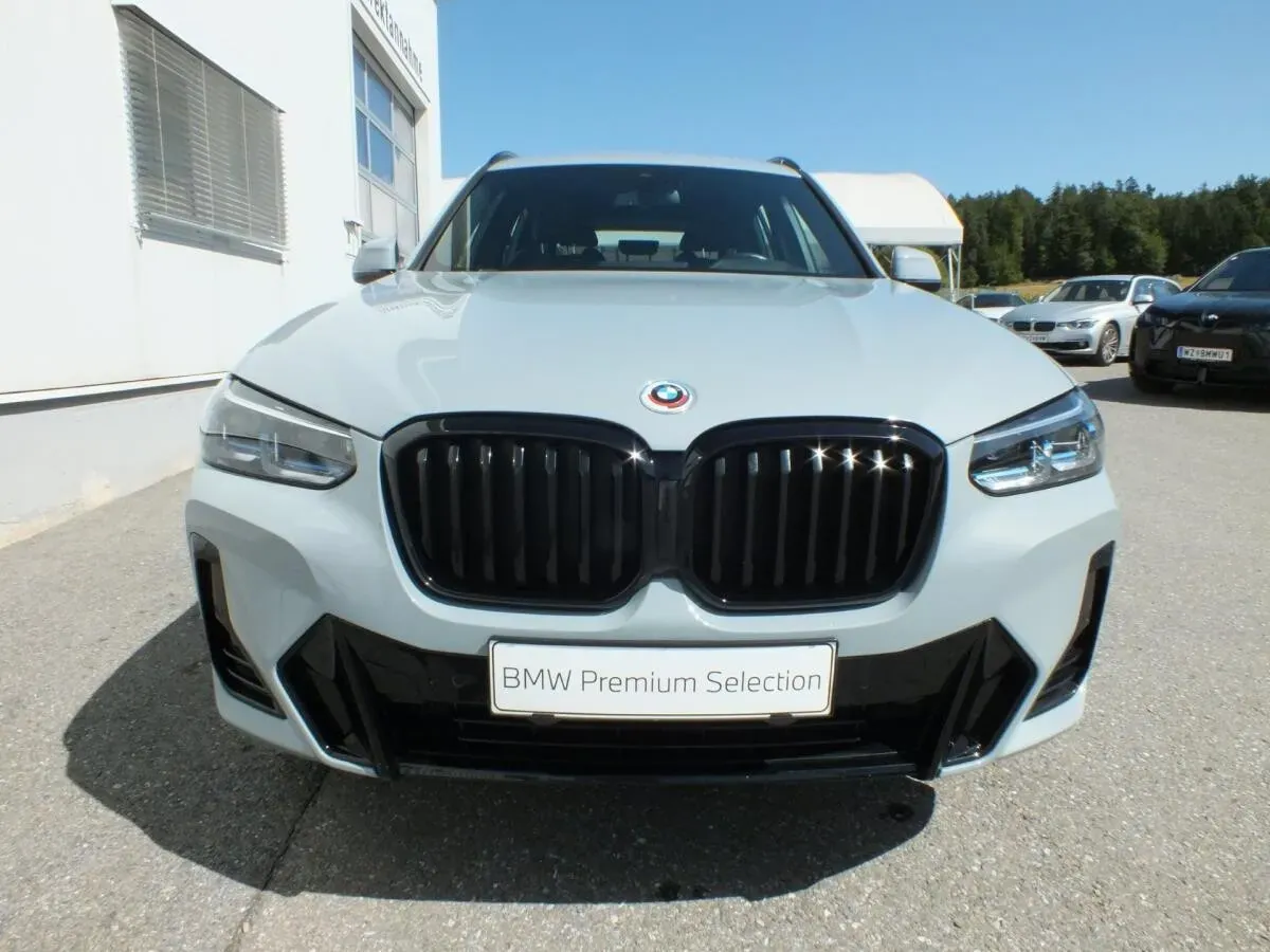 BMW X3 2022 photo 3