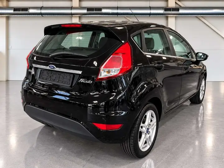 Ford Fiesta 2014 photo 5