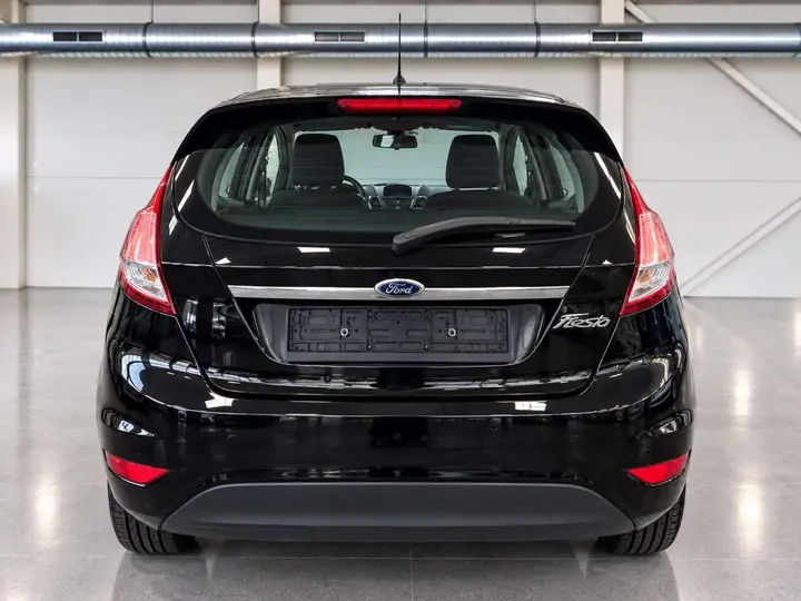 Ford Fiesta 2014 photo 4