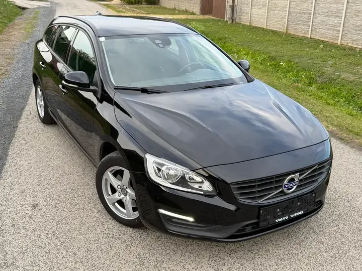 Volvo V60 2017 photo 3