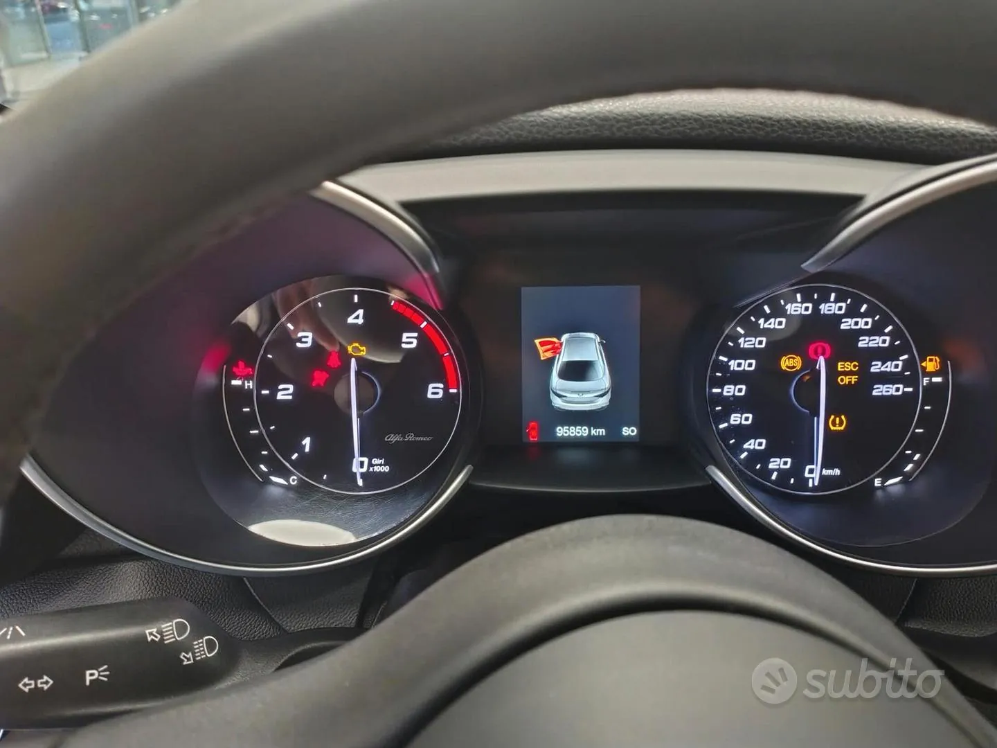 Alfa Romeo Giulia 2018 photo 5
