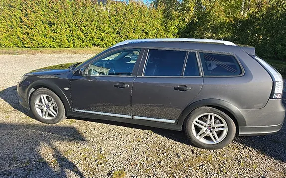 Saab 9-3X 2010 photo 2