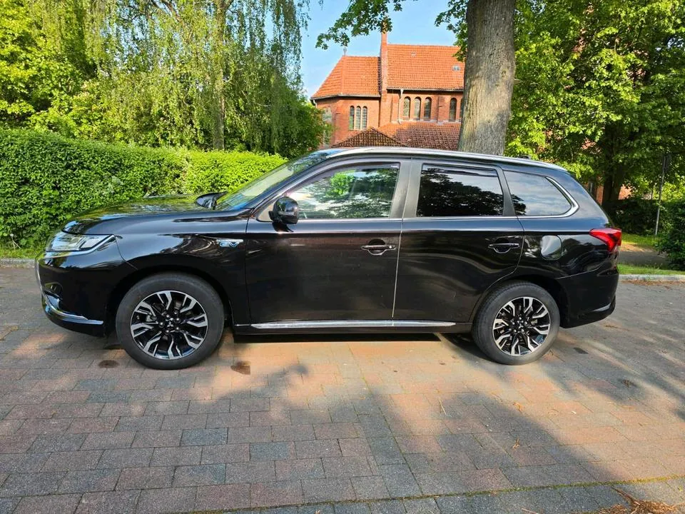 Mitsubishi Outlander Phev