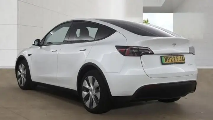 Tesla Model Y 2022 photo 3