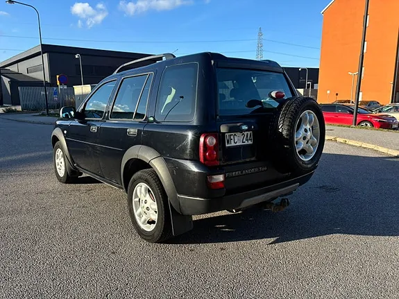 Land Rover Freelander 2004 photo 2