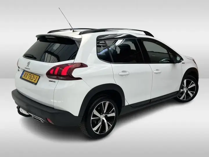 Peugeot 2008 2018 photo 2