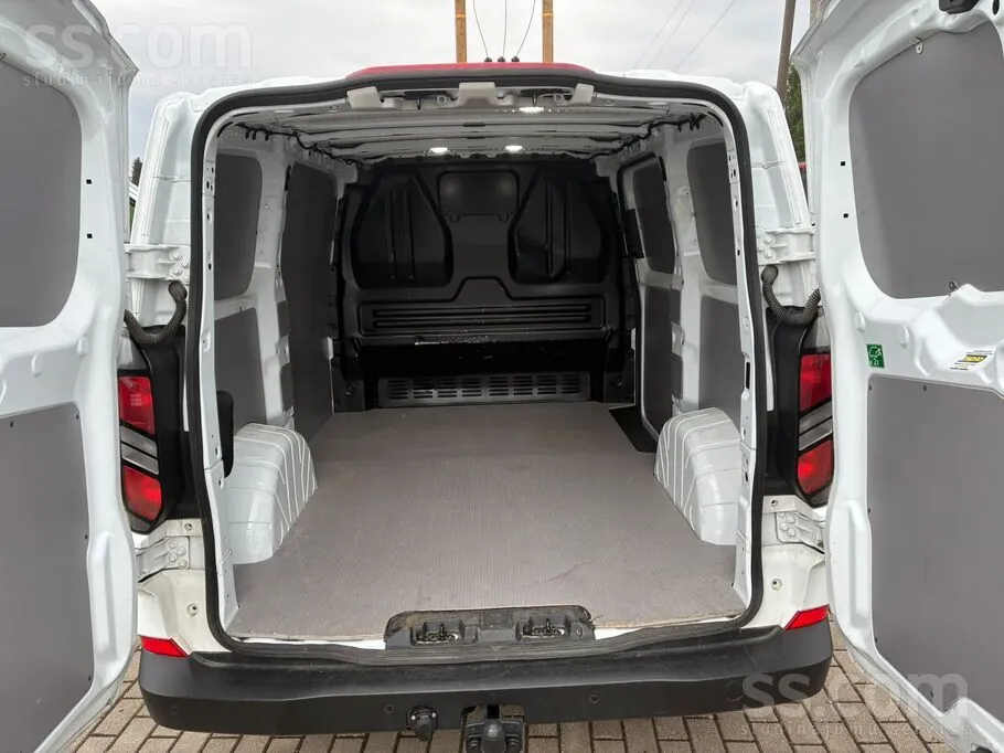Ford Transit Custom 2024 photo 5