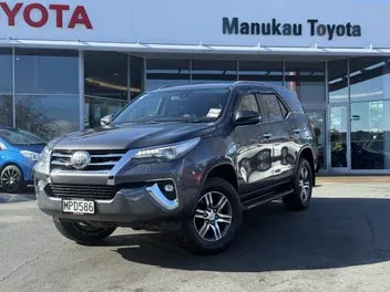 Toyota Fortuner 2019 photo 2