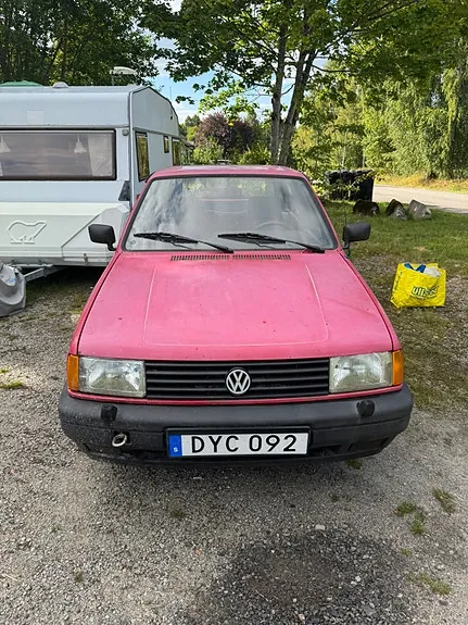Volkswagen Polo 1991 photo 3