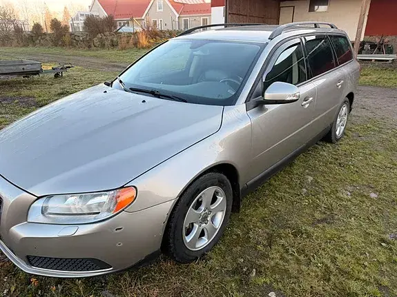 Volvo V70 2008 photo 4