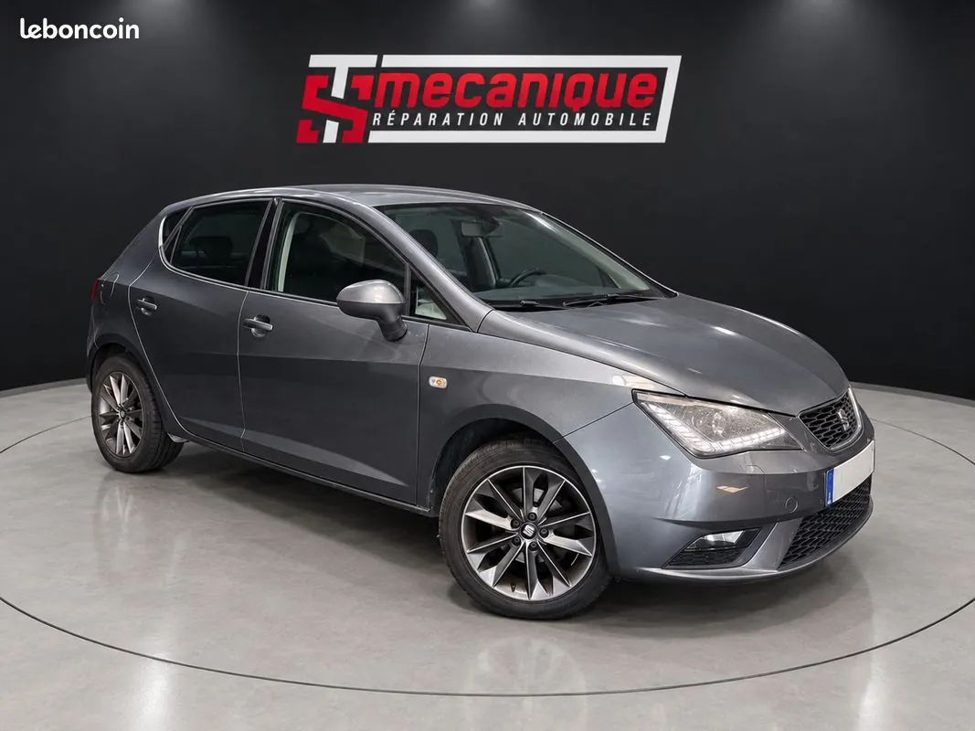 Seat Ibiza 2015 photo 2