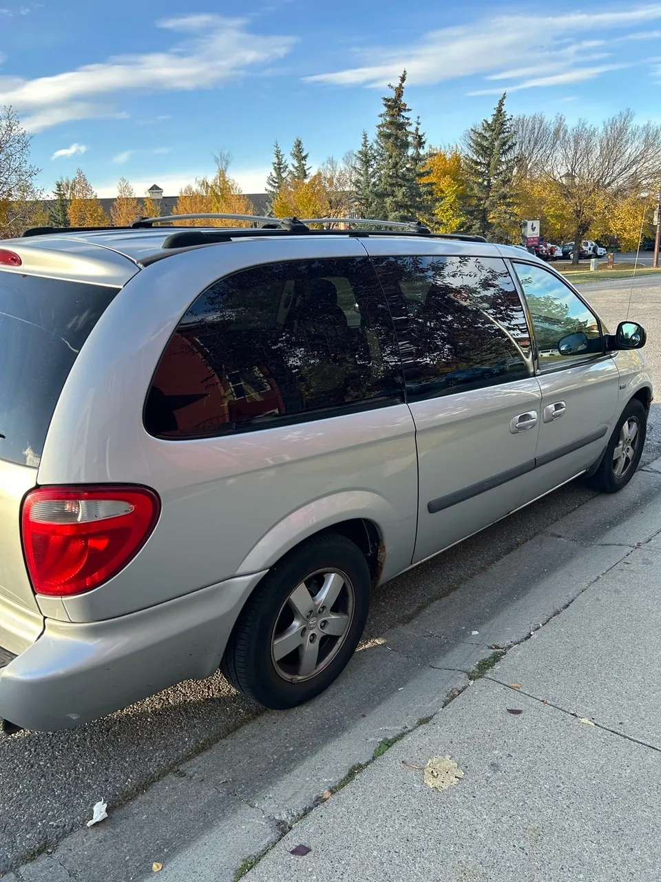 Dodge Grand Caravan 2005 photo 2