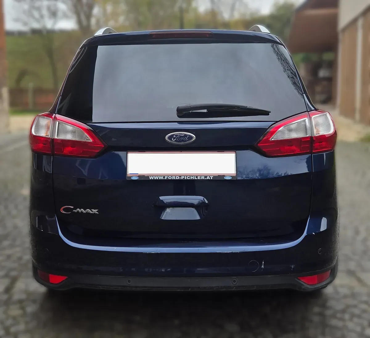 Ford C-Max 2011 photo 2