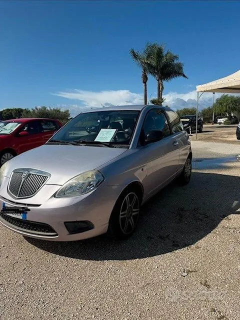 Lancia Ypsilon 2010 photo 3