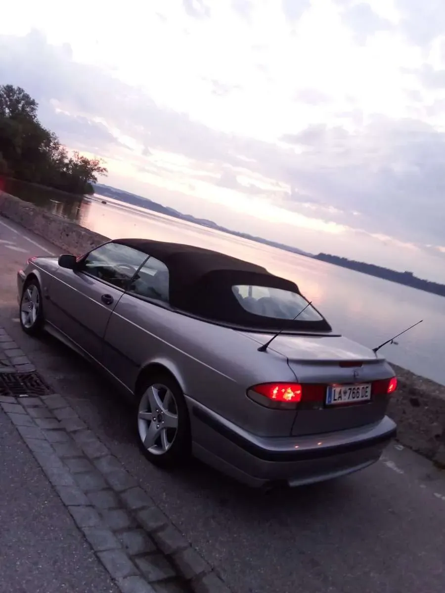 Saab 9-3 2002 photo 2