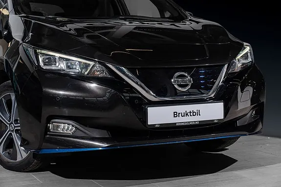 Nissan Leaf 2019 photo 2