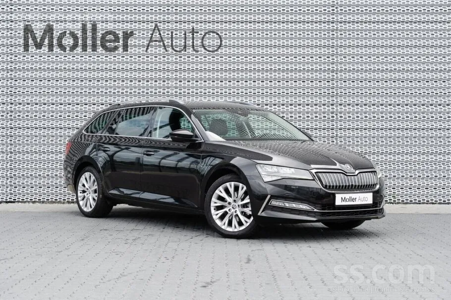 Skoda Superb 2022 photo 2