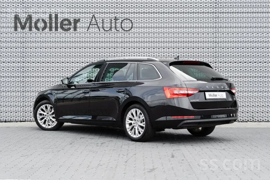 Skoda Superb 2022 photo 3