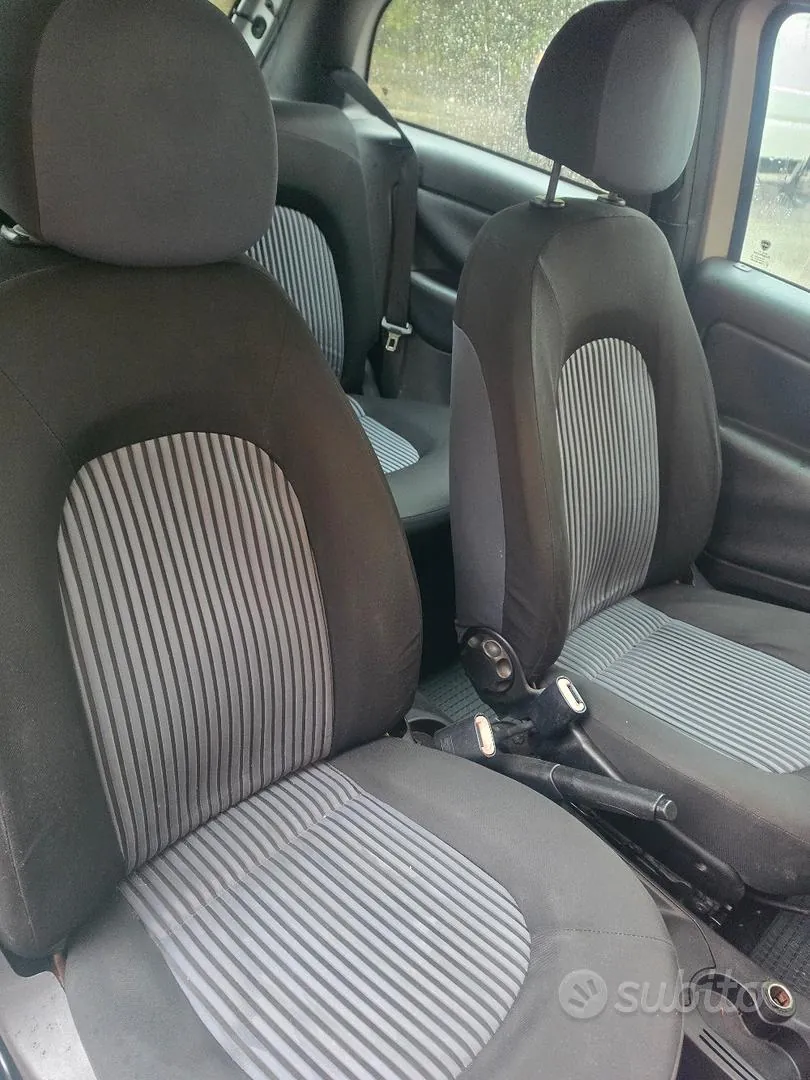 Lancia Ypsilon 2009 photo 5