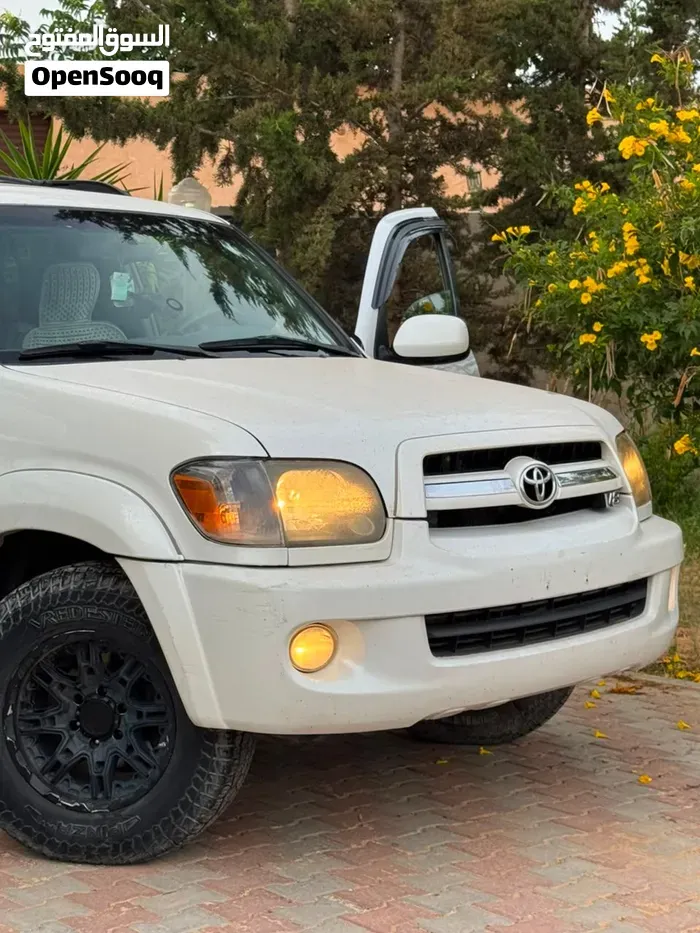 Toyota Sequoia 2007 photo 3
