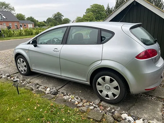 Seat Leon 2006 photo 3