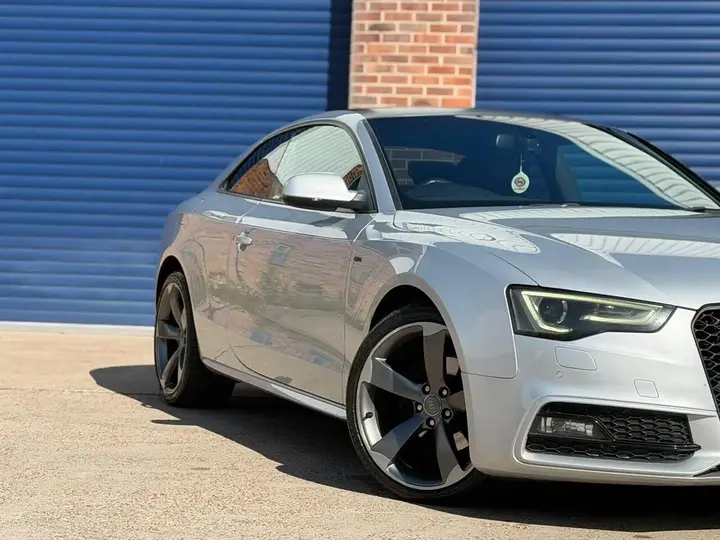 Audi A5 2013 photo 3